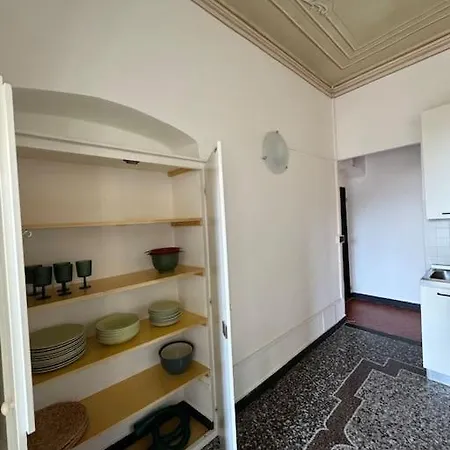 Ampio Storico In Pieno Centro Apartamento