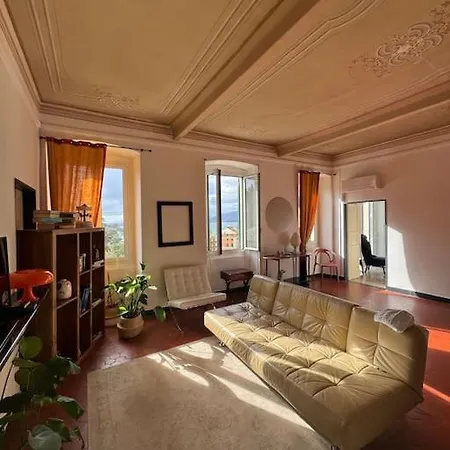 Apartamento Ampio Storico In Pieno Centro